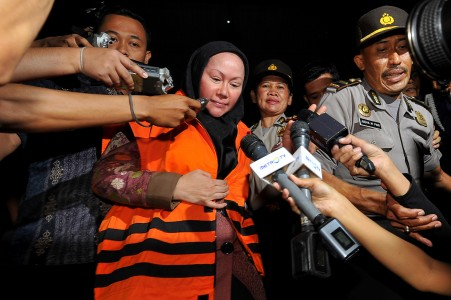 Datang Ke KPK, Atut Minta Pemeriksaannya Ditunda