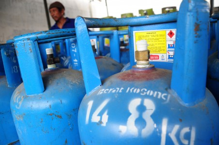 Hari Ini Pertamina Naikkan Harga Elpiji 12 Kg