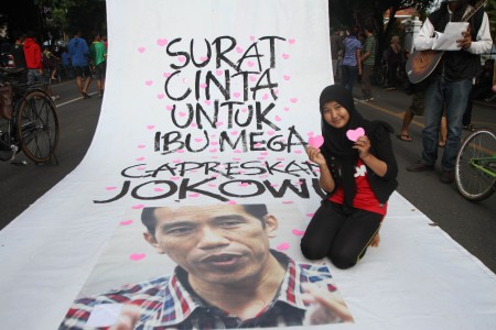 Warga Solo Minta Mega Capreskan Jokowi