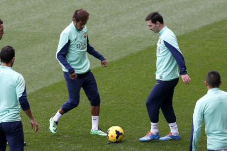 Barcelona Kembali Diperkuat Lionel Messi