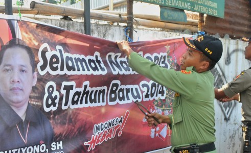 Panwaslu Tulungagung Kesulitan Tertibkan Alat Peraga Kampanye