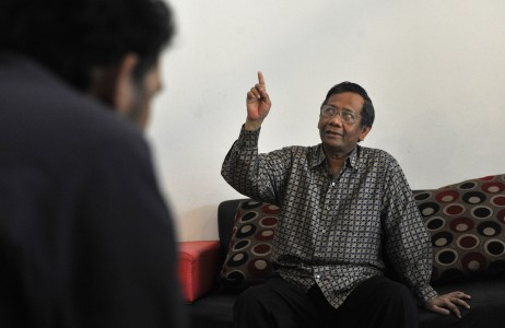 Mahfud Sambangi KPK