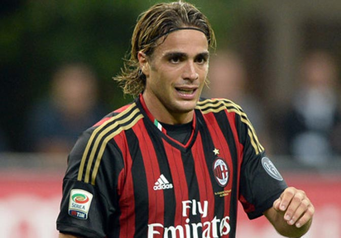 Milan Pinjamkan Matri ke Fiorentina