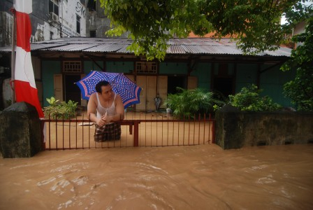 Pasokan Logistik untuk Korban Banjir di Manado Belum Optimal