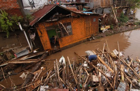 Pengungsi Banjir di Tateli Minahasa Tak Tersentuh Bantuan