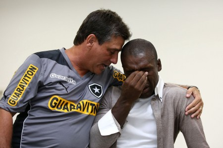 Seedorf Siap Bawa Milan ke Papan Atas Serie A