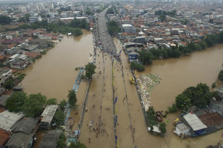PLN: Maaf, Ada Pemadaman Bergilir selama Banjir