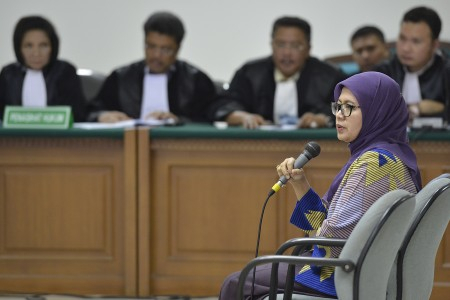 Chairun Nisa Akui Terima Uang Rp 75 Juta dari Hambit