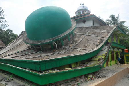 BMKG Terjunkan Ahli ke Lokasi Gempa di Pulau Jawa