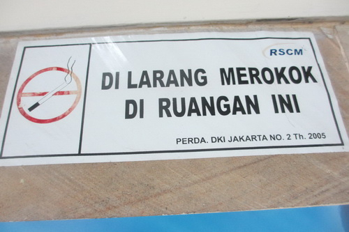YLKI: Pelanggan Dukung Sanksi Perokok di Hotel