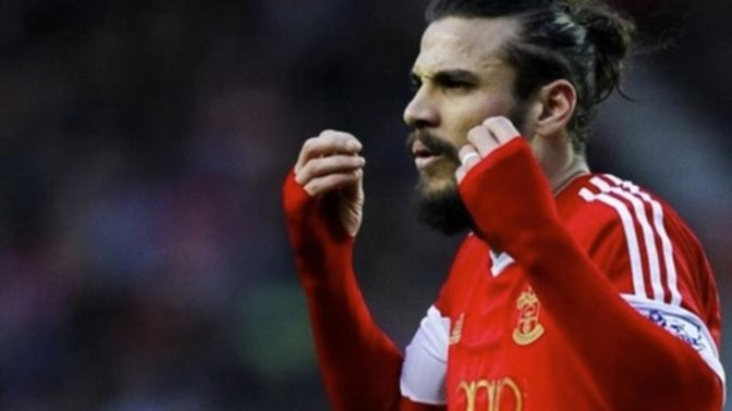 Juventus Incar Penyerang Southampton Dani Osvaldo