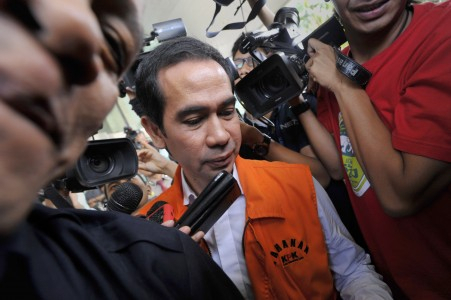 KPK Cekal Ali Idung, Teman Wawan Pengusaha Impor Mobil