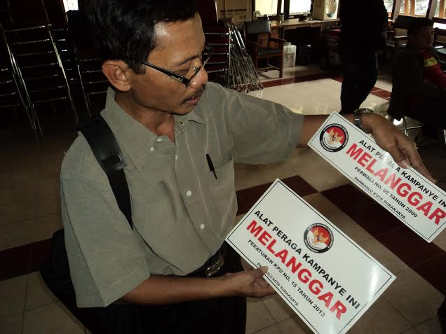 Tak Ada Efek Jera Pelanggar Atribut Kampanye Politik