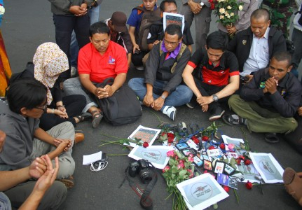 'Wartawan Jangan Jadi Intelijen Polri'