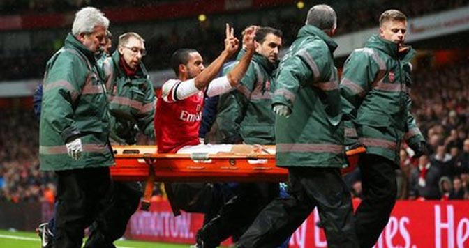 Polisi Sebar Foto Wajah Pelaku Pelemparan Koin Terhadap Walcott