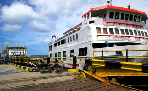 Cuaca Buruk, ASDP Kupang Hanya Buka Pelayaran ke Rote Ndao