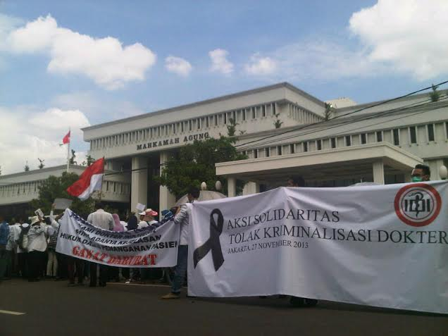 MA Akhirnya Bebaskan Dokter Ayu