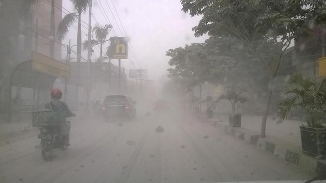 Gunung Kelud dan Cerita Pengkhianatan Cinta