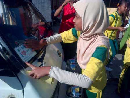 Cara Pelajar SD di Nunukan Peringati Hari Sampah Nasional
