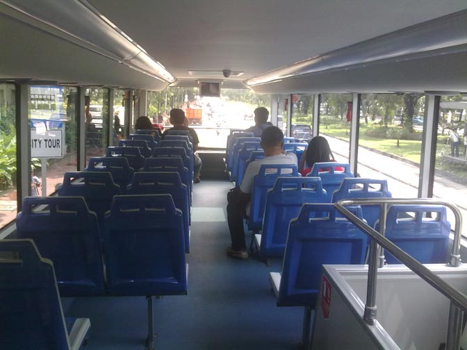 Asyiikk...Naik Bus Wisata Jakarta Gratis Selamanya