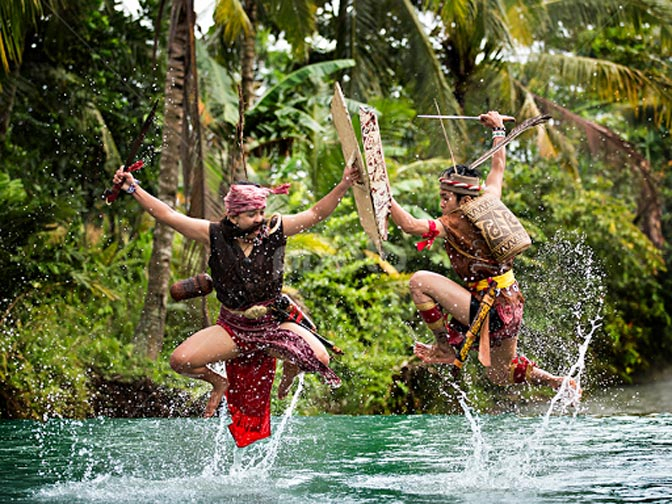 Agama Kaharingan: Penciptaan Alam, Tuhan dan Suku Dayak