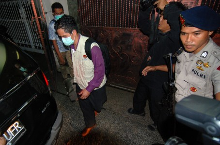 Cari Tahu Peran Waryono, KPK Periksa Pegawai ESDM