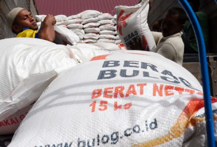 Pemkab Rembang: Beras Raskin Berkualitas Buruk akan Diganti Pemerintah