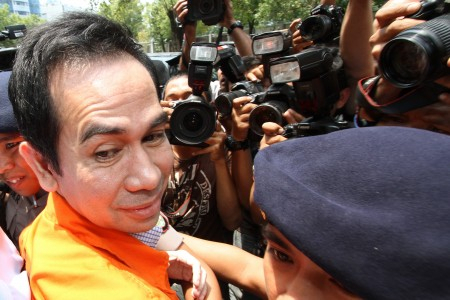 KPK Bakal Segel Karaoke Milik Wawan