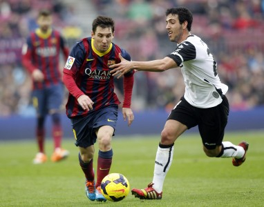 Hector Enrique: Messi Tak Sehebat Maradona