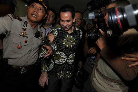 Pengacara Pertanyakan Penyitaan 6 Mobil Truk Milik Wawan