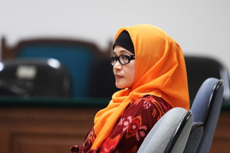 Hakim Tipikor Tolak Eksepsi Terdakwa Susi Tur Andayani