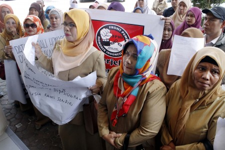 Pemerintah Diminta Mengangkat Guru Honorer jadi CPNS