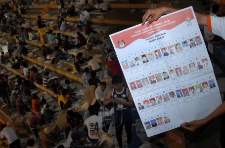 KPU Rembang Bingung Temukan Seribu Surat Suara Rusak