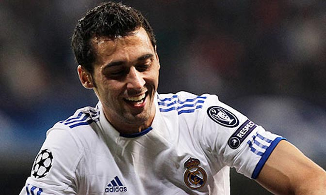 Alvaro Arbeloa Absen Sampai Akhir Musim