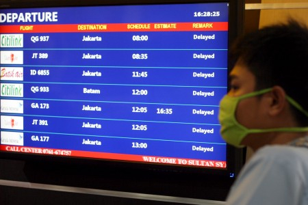 Kabut Asap Masih Mengganggu Penerbangan