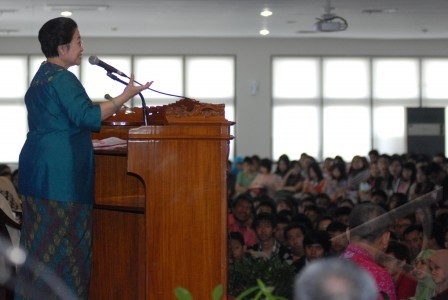 Kepemimpinan Megawati Menuju Indonesia Baru