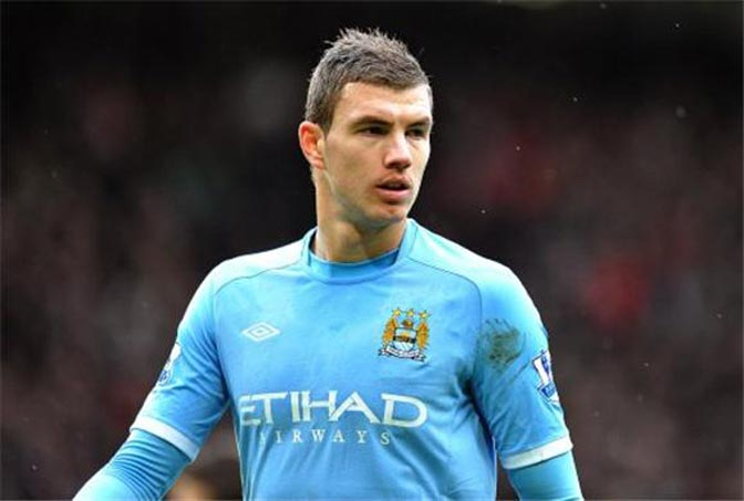 City Larang Dzeko Pindah ke Klub Inggris Lain