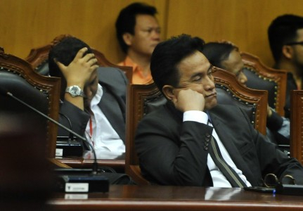 MK Tolak Uji Materi Yusril