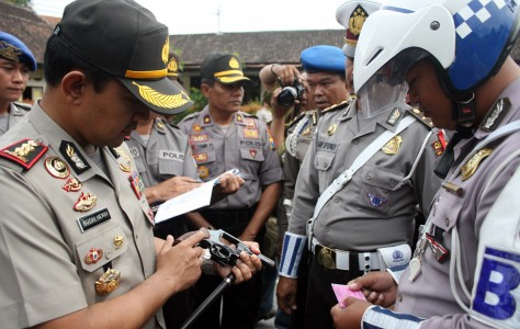 Polri Bakal Evaluasi Pemberian Senjata Untuk Satuan Yanma
