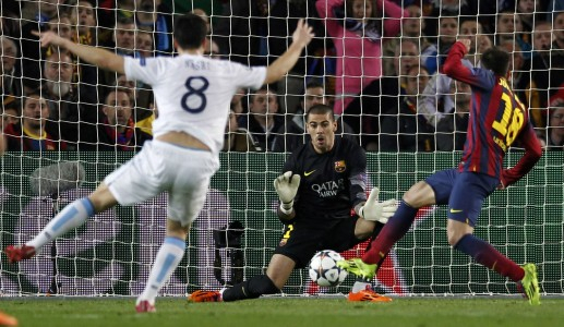 Cedera, Victor Valdes Absen di Piala Dunia