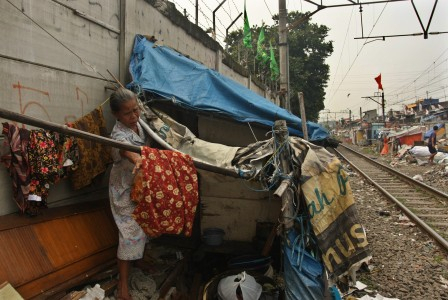 Masyarakat Miskin, Menjadi Penonton dan Suara Dibajak Partai Politik