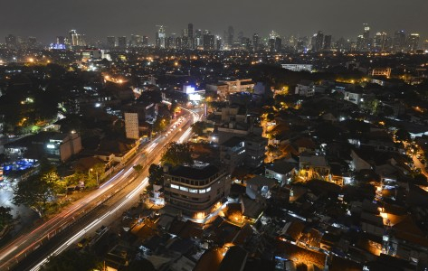 PLN: Earth Hour 2014 Hemat 1 Miliar Rupiah