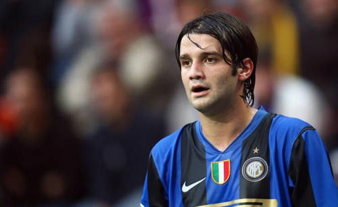 Cristian Chivu Akhiri Kontrak di Inter Milan
