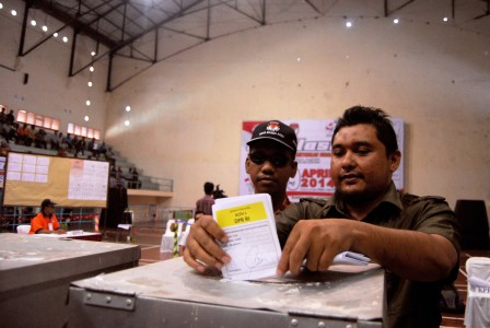 Bawaslu Yakin Kertas Suara Sisa Pemilu Hong Kong Aman