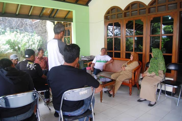 Warga Malang Protes Pembangunan Hotel The Rayja