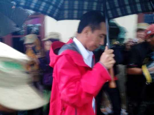Memanusiakan Jokowi [2]