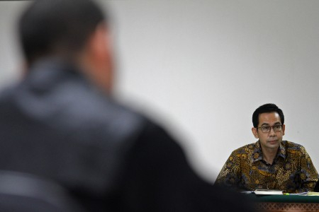 Nama Rano Karno Disebut di Persidangan Wawan