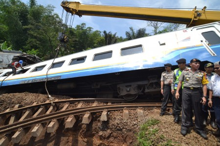 Pasca Kecelakaan KA Malabar, Kemenhub Tingkatkan Pengawasan