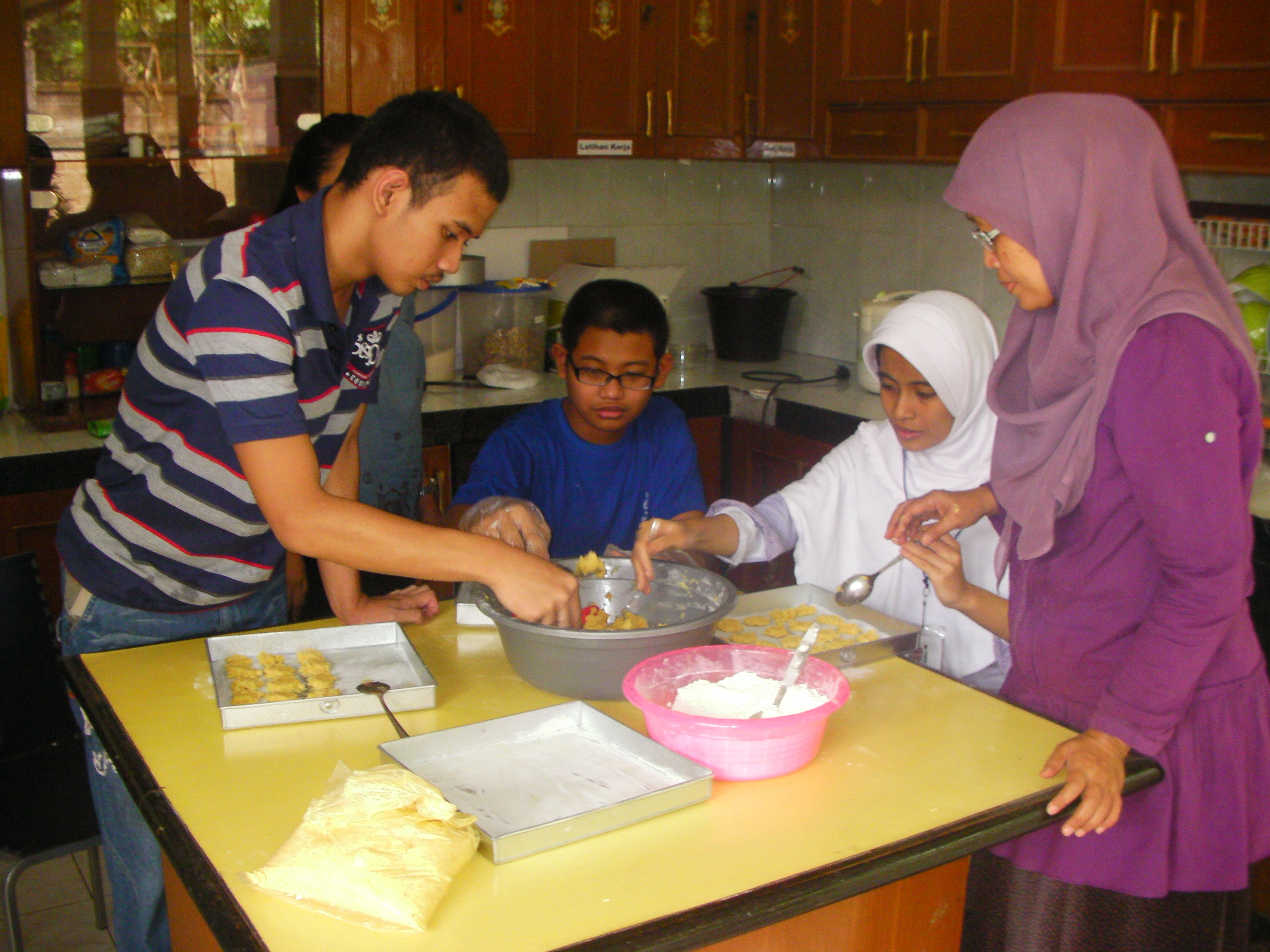Lentera Asa, Sekolah untuk Remaja Penyandang Autistik