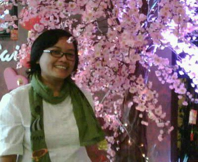 Estu Fanani: Perempuan Jadi 